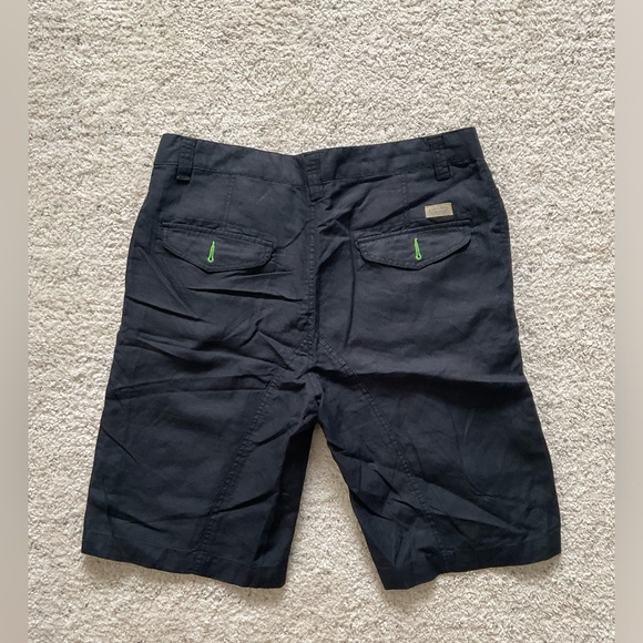 Zara Basics Shorts - Picture 2 of 3